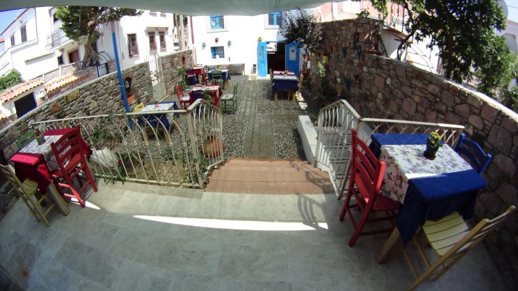 Cundada Hotel Ayvalik Exterior photo